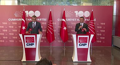 Özgür Özel: “Kıbrıs’ın haklı davasını takip etmeye, en barışçıl çözüm için mücadele etmeye devam edeceğiz”