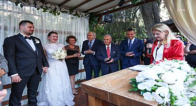 Özgür Özel, önceki dönem genel başkanlar ile bir araya geldi