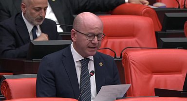 Serkan Sarı’dan Bakan Tekin’e mezuniyet törenlerini yasaklayan genelge tepkisi: Çocuklarımızın sevincini yok etmeyin