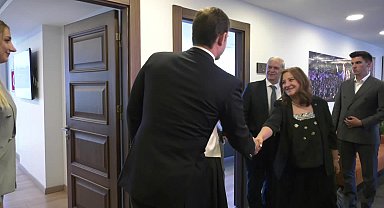 Siyasi partilerde bayramlaşma… YRP’li Kaderli:
