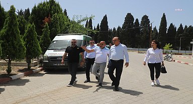 Turgutlu Belediye Başkanı Akın, Turgutlu Kabristanlığı’nda devam eden temizlik çalışmalarını yerinde inceledi 