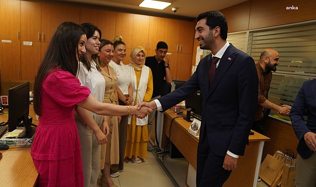 Tuzla Belediye Başkanı Bingöl, personelin bayram ikramiyesini 10 bin liraya çıkardıklarını açıkladı