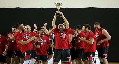 Yıldız Holding Basketbol Takımı, Şirketler Arası Basketbol Ligi Türkiye Şampiyonu oldu