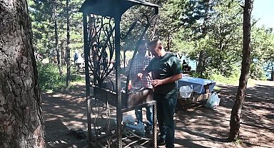Yozgat’ta kurbanını kesen vatandaş soluğu Çamlık Milli Park’ta aldı