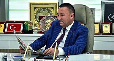 AKP'li eski Bağlar Belediye Başkanı Beyoğlu ''rüşvet'' suçundan tutuklandı