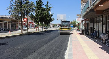 Antalya Büyükşehir'den, Korkuteli İstiklal Caddesi'nde asfalt çalışması
