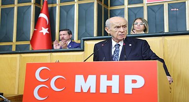 Bahçeli'den A Milli Futbol Takımı'na Hollanda maçına ''çıkmayın'' çağrısı