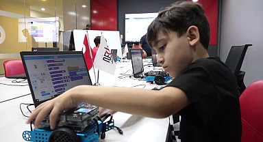 Balıkesir Büyükşehir'den çocuklara Robotik Kodlama eğitimi