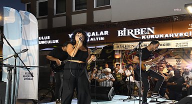 Balıkesir’de Milli Kuvvetler Caddesi trafiğe kapandı, sanata açıldı
