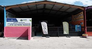 Bergama Atık Getirme Merkezi hem ayrıştıracak hem eğitecek