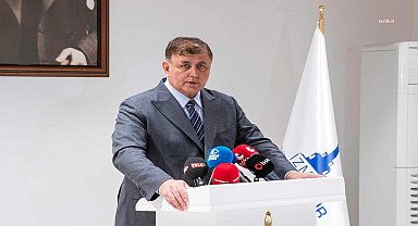 Cemil Tugay’dan Cumhurbaşkanı Erdoğan’a: Siyasi yarışa girilecekse elimizi kolumuzu tutarak değil, karşımıza daha iyi hizmet seçenekleri koyarak yapılmalı
