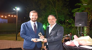 Ceyhan Belediye Başkanı Aydar'a, Yılın En Başarılı Belediye Başkanı ödülü