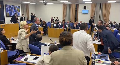 CHP’li Karadeniz’den AKP’li milletvekillerine: “Çocuklarınız size soracak ‘Bu yasayı nasıl getirdiniz’ diye nasıl hesap vereceksiniz”