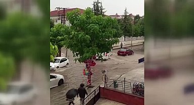 Çorum'da sağanak yağış ve dolu etkili oldu