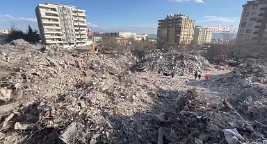 Depremde 75 kişinin öldüğü Ebrar Sitesi K Blok davası... Sanık Tevfik Tepebaşı: Aileler hakimden merhamet dileniyor