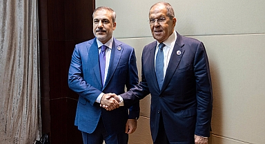Dışişleri Bakanı Fidan, Viyentiyan'da Rusya Dışişleri Bakanı Lavrov ile görüştü