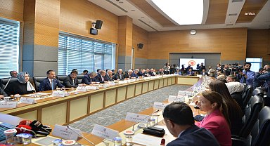 Dışişleri Komisyonu’nda 'kapalı oturum' tartışması... DEM Partili Gergerlioğlu: Sayın Bakan hangi devlet sırrını paylaşacak?