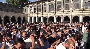 Diyarbakır’da İsmail Haniye için gıyabi cenaze namazı kılındı
