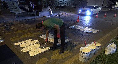 Diyarbakır’da valilik kararıyla silinen sürücülere yönelik Kürtçe yazılar, belediye tarafından yeniden yazıldı