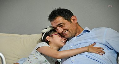 Giresun Belediye Başkanı Köse'den, serebral palsili Elvan Naz'ı sevindiren ziyaret