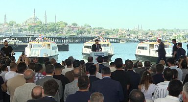 İBB Şehir Hatları’nın yeni üretimi Deniz Dolmuş’un tanıtımı yapıldı... İmamoğlu: “Çok başka bir döneme yürüyüşümüzü takip edeceksiniz”