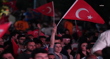 Kartal Meydanı’nda milli maç coşkusu