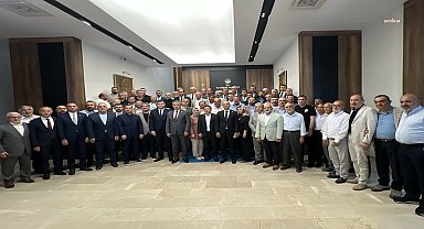 Kayseri'de çocuğa istismar olayı... Kentteki kamu kurumları, STK'lar, siyasi parti temsilcileri ve muhtarlarla toplantı yapan Vali Çiçek itidal çağrısında bulundu