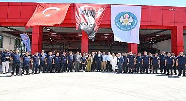 Manisa Büyükşehir, Akhisar'da itfaiye amirliği binasının açılışını yaptı
