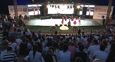 Manuş Baba konserine Esenyurtlulardan yoğun ilgi