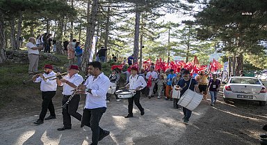 Mersin Büyükşehir'in katkılarıyla ilk kez düzenlenen “Çamlıyayla Doğa Festivali” renkli görüntülere sahne oldu