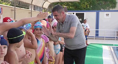 Mezitli'de küçük kulaçların sertifika heyecanı