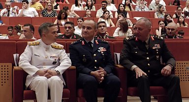 Milli Savunma Üniversitesi 14'üncü Dönem Karargah Subaylığı Eğitimi Mezuniyet Töreni düzenlendi