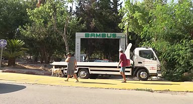 Muratpaşa Belediyesi’nin halka açtığı Bambus plajında araç işgali sona erdi 