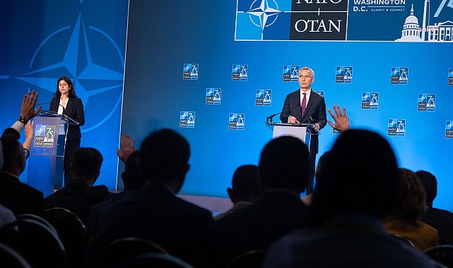 NATO Genel Sekreteri Stoltenberg: “Müttefikler, üyeliğe giden geri dönülemez yolda Ukrayna’yı desteklemeye devam etme konusunda mutabık kaldı”