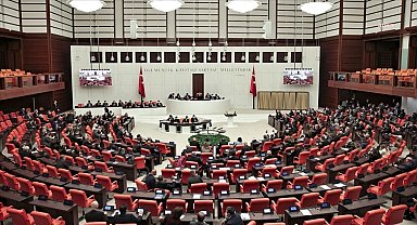 Öğretmenlik Meslek Kanunu'nun TBMM'de görüşmelerine başlandı... Muhalefetten