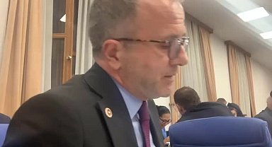 Okan Konuralp'ten sokak hayvanları kanun teklifine tepki: