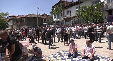 Orman şehidi Şahin Dönertaş memleketi Manisa'da son yolculuğuna uğurlandı