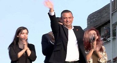 Özel: “Mali darbe girişimine karşı dik duracağız. Gerekirse ben, milletvekillerim, belediye başkanlarımla çöpleri ellerimizle toplarız