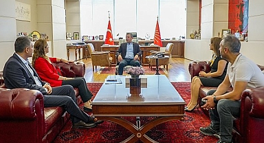 Özgür Özel, Arzu Çerkezoğlu ile görüştü
