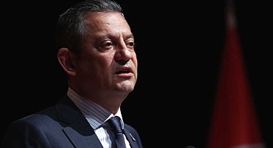 Özgür Özel: 