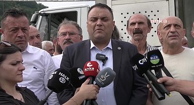 Rize Ziraat Odası ve çay üreticileri düşük fiyatta çay alan özel çay fabrikasını protesto etti