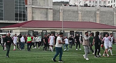 Şampiyon olarak 3. Lig'e çıkan Yozgat Belediyesi Bozokspor'da yönetim krizi yaşanıyor