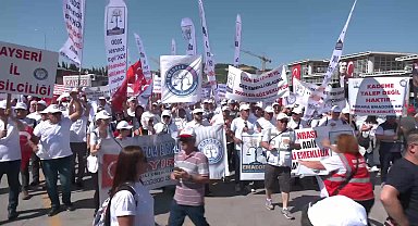 Sendika, dernek ve federasyon temsilcileri, CHP’nin “Geçinemiyoruz” mitinginde ANKA’ya konuştu: “Bir kesime kıyak yapılırken bir kesime ikinci sınıf vatandaş muamelesi yapıldı” 