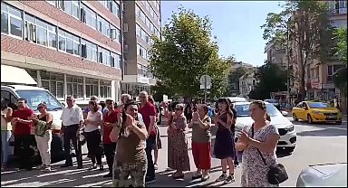 SGK Emekçilerinin öfkesi yollara taştı: