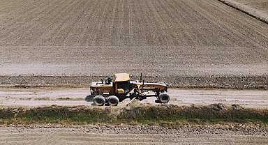 Silifke Belediyesi, yol çalışmalarını sürdürüyor