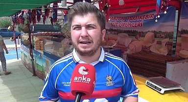 Sinop’ta kurulan yöresel ürün pazarı esnafı: “Emeklinin 10 bin lira, işçinin 17 bin lira aldığı bir dönemde tereyağına 500 lira vermek büyük acı ülke için”