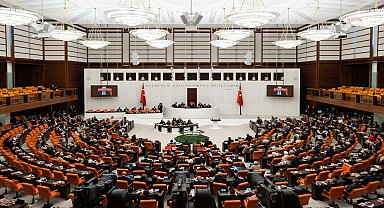 TBMM Genel Kurulu'nda vergi paketi görüşmelerine saat 14.00'te devam edilecek