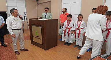 Tepebaşı'nın başarılı sporcuları, Belediye Meclisi'ne konuk oldu