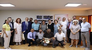 TTB’nin yeni seçilen Merkez Konseyi görev dağılımı yaptı...TTB Başkanı Dr. Alpay Azap oldu