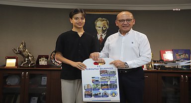 Turgutlu Belediye Başkanı Akın, LGS Türkiye birincisi Mehmet Eymen'i konuk etti